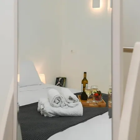 Seaward Apartman