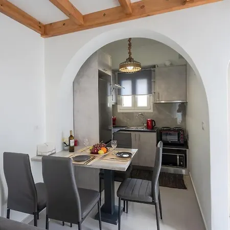 Apartment Seaward Kamári